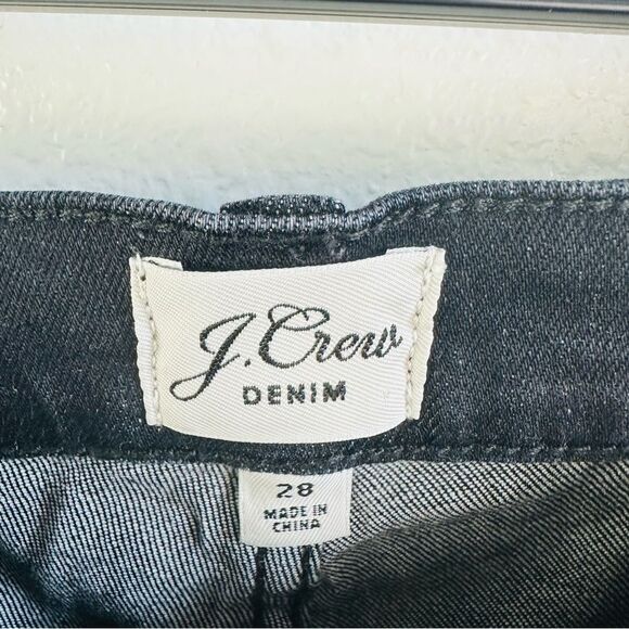J Crew Billie Demi Boot Crop Black Button Fly Denim Jeans Size 28 Distressed - Picture 2 of 3